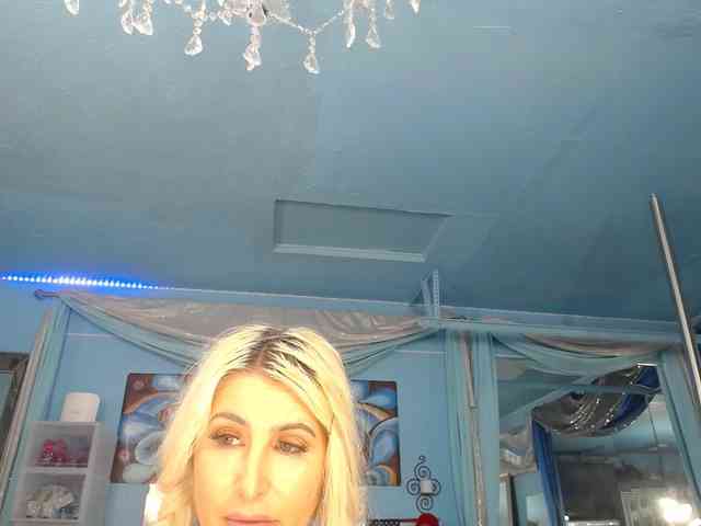 adrianna_fox webcam