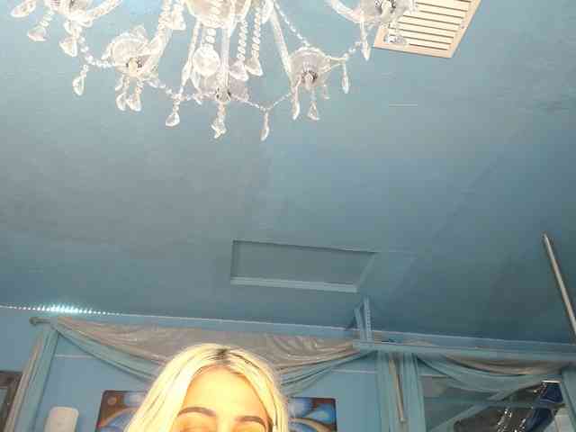 adrianna_fox webcam