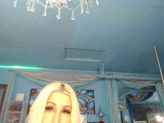 adrianna_fox