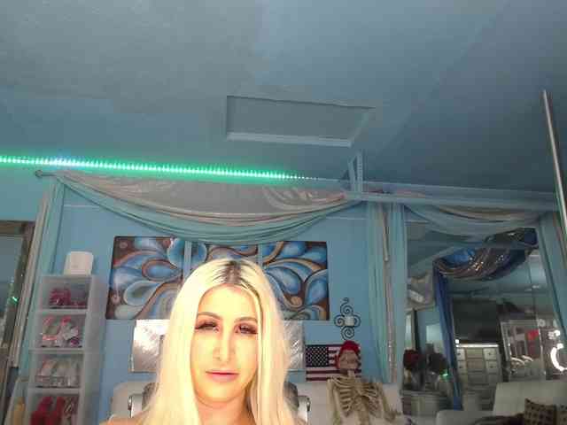 adrianna_fox webcam