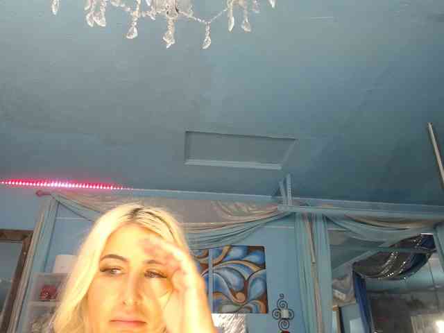 adrianna_fox webcam