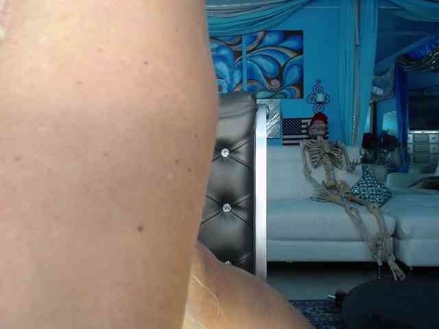 adrianna_fox webcam
