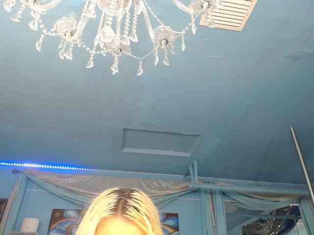 adrianna_fox webcam