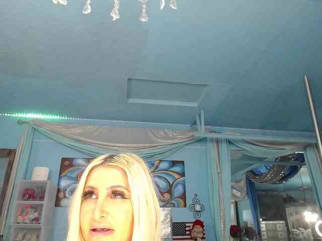 adrianna_fox webcam