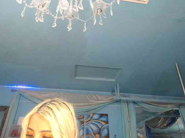 adrianna_fox webcam