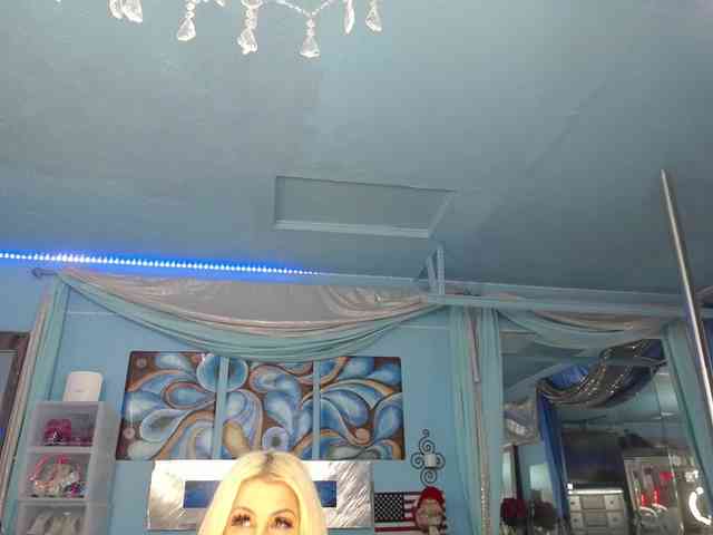 adrianna_fox webcam