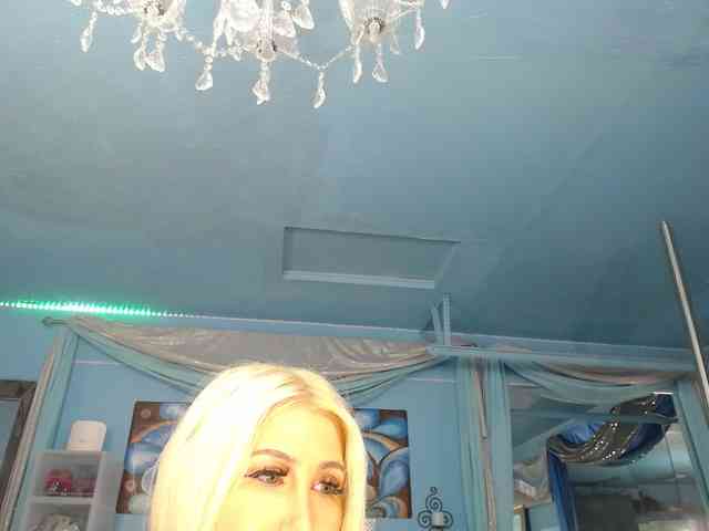 adrianna_fox webcam