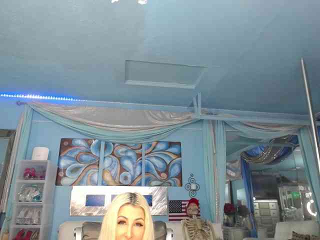 adrianna_fox webcam