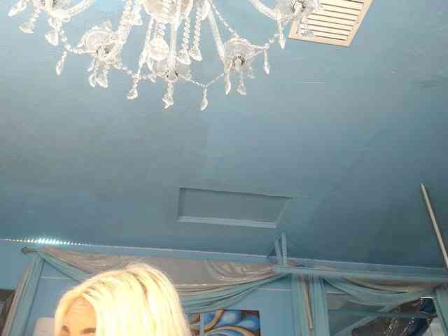 adrianna_fox