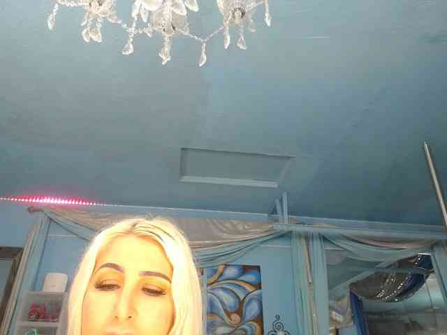 adrianna_fox webcam