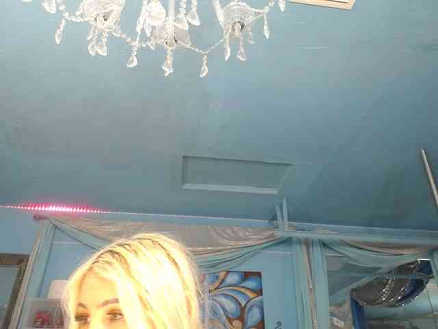 adrianna_fox webcam