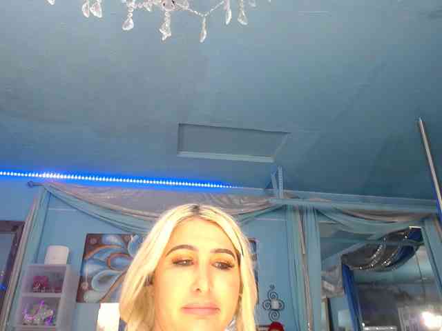 adrianna_fox
