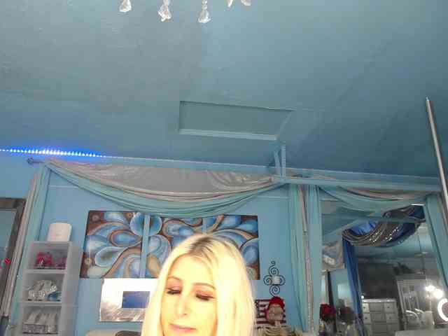 adrianna_fox webcam