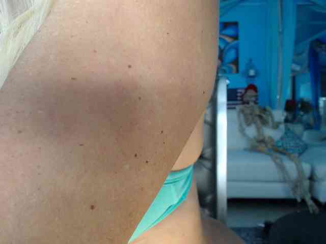 adrianna_fox webcam