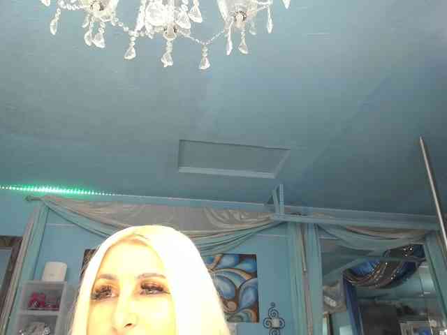 adrianna_fox webcam