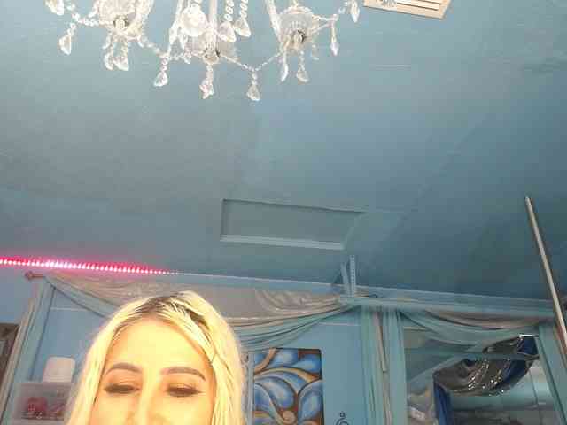 adrianna_fox webcam