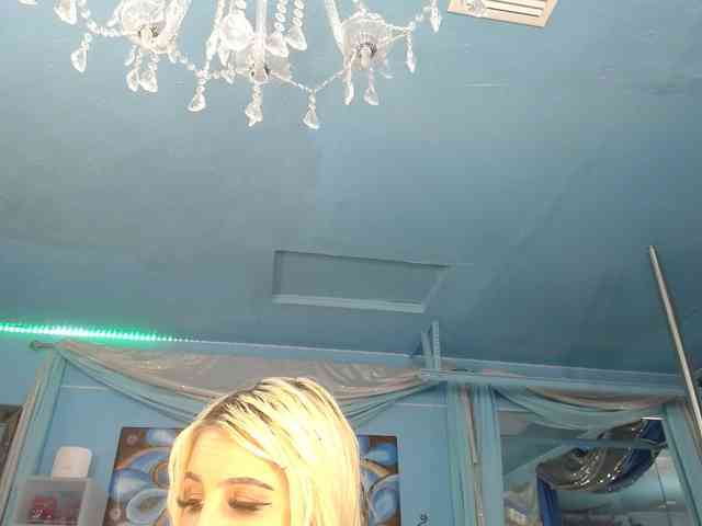 adrianna_fox