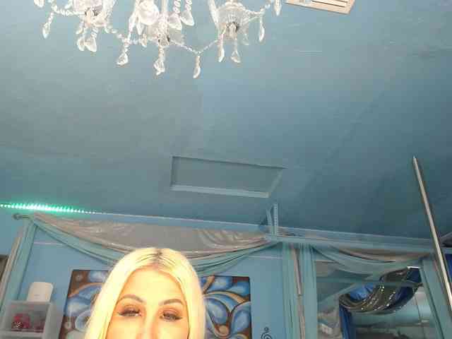 adrianna_fox webcam