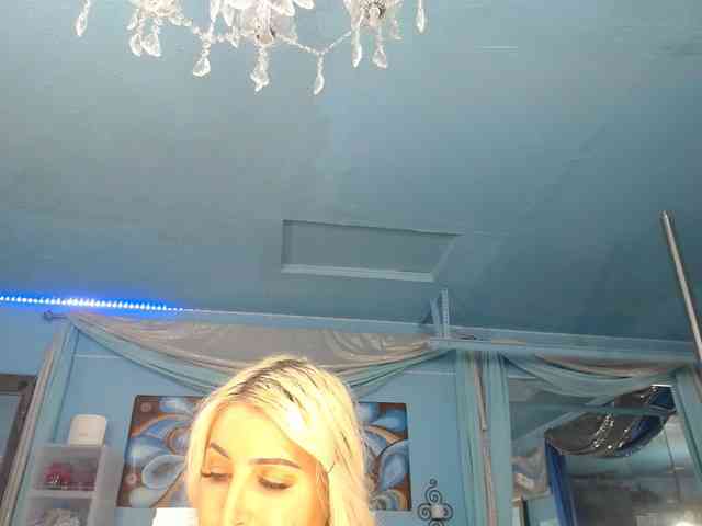 adrianna_fox webcam
