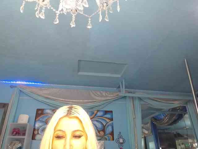 adrianna_fox