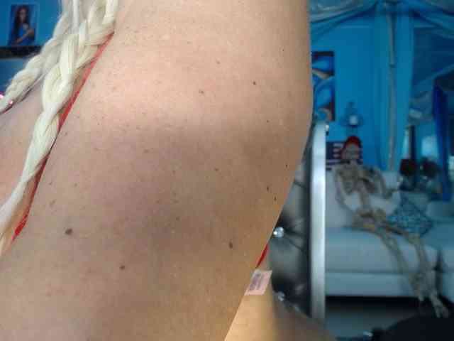 adrianna_fox webcam