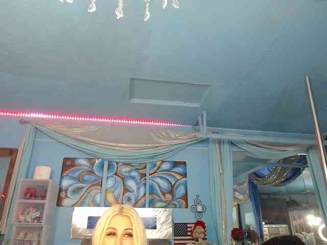 adrianna_fox webcam