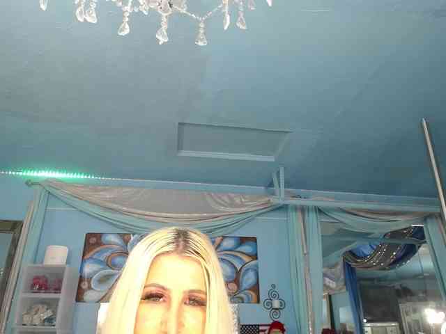 adrianna_fox webcam