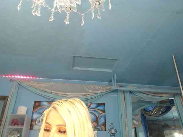 adrianna_fox