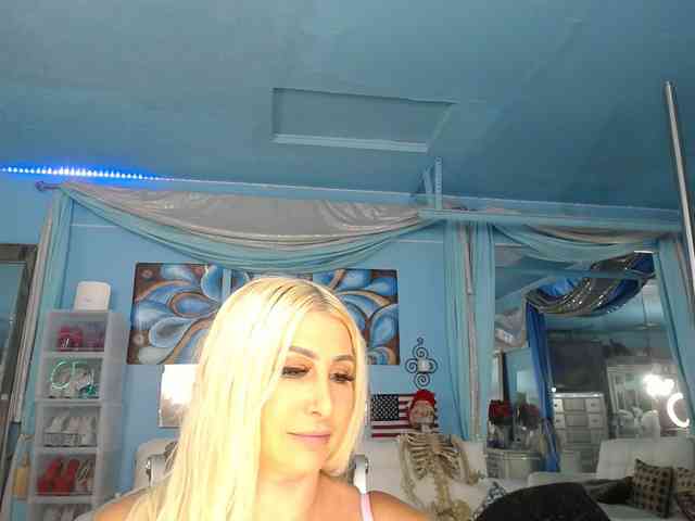 adrianna_fox webcam