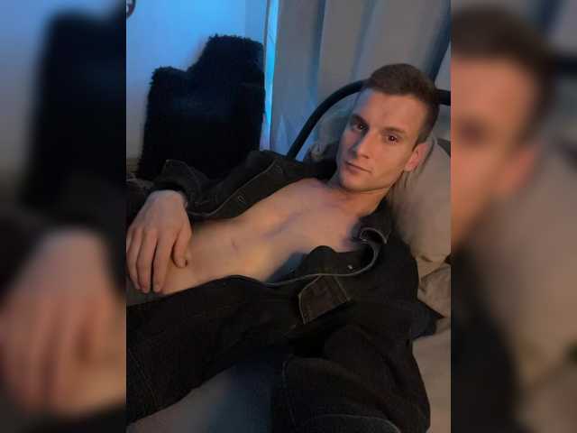 ETHAN_MOORE