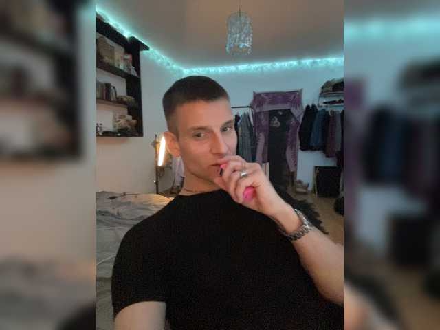 ETHAN_MOORE