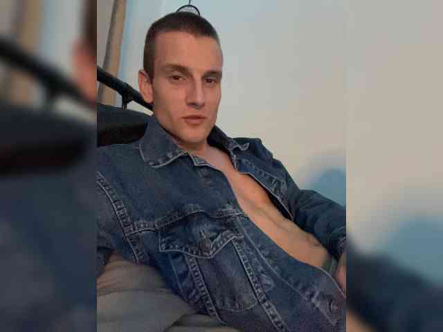 ETHAN_MOORE
