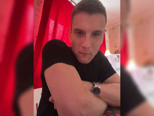 ETHAN_MOORE
