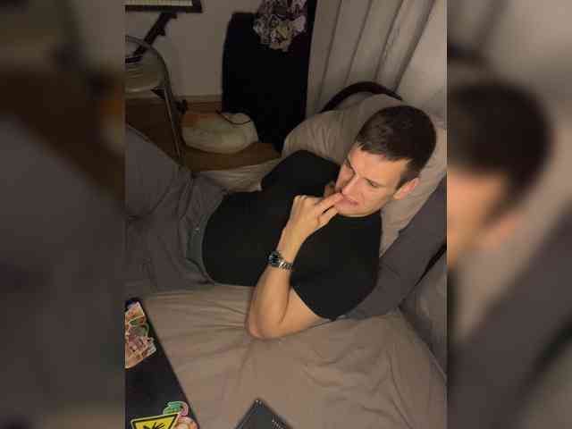 ETHAN_MOORE