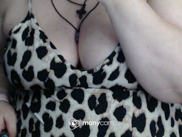 mayalove4u live cam on BongaCams