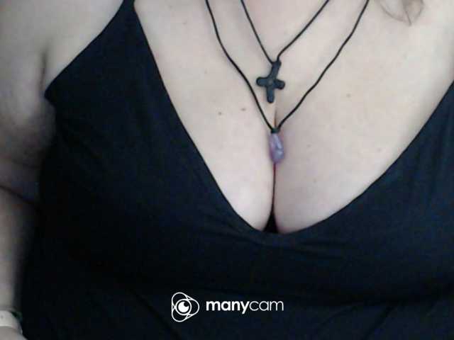 mayalove4u, en directo ahora en BongaCams