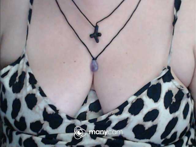 mayalove4u live cam on BongaCams