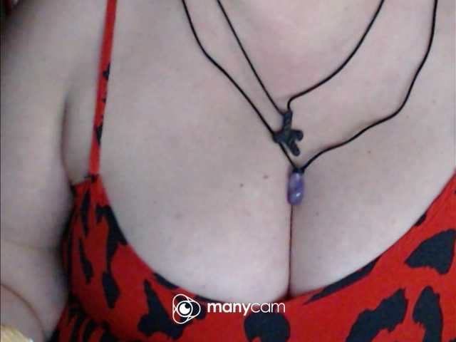 mayalove4u live cam on BongaCams