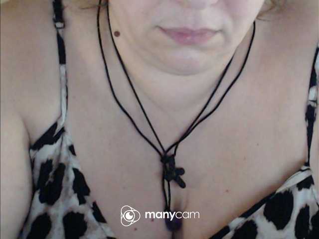 mayalove4u live webcam show