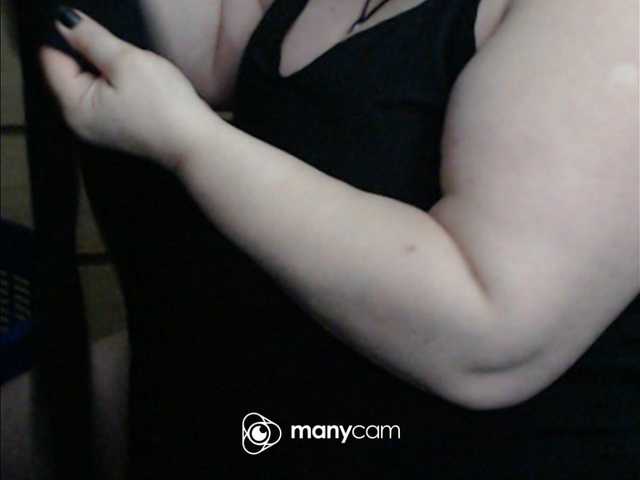 mayalove4u live cam on BongaCams
