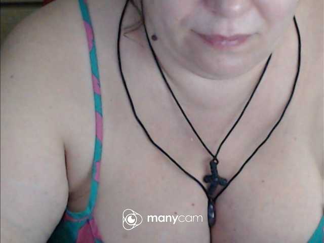 mayalove4u live cam on BongaCams