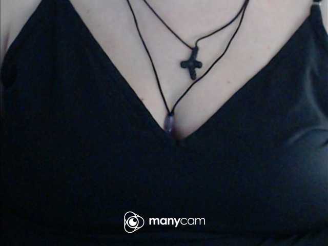 mayalove4u live cam on BongaCams