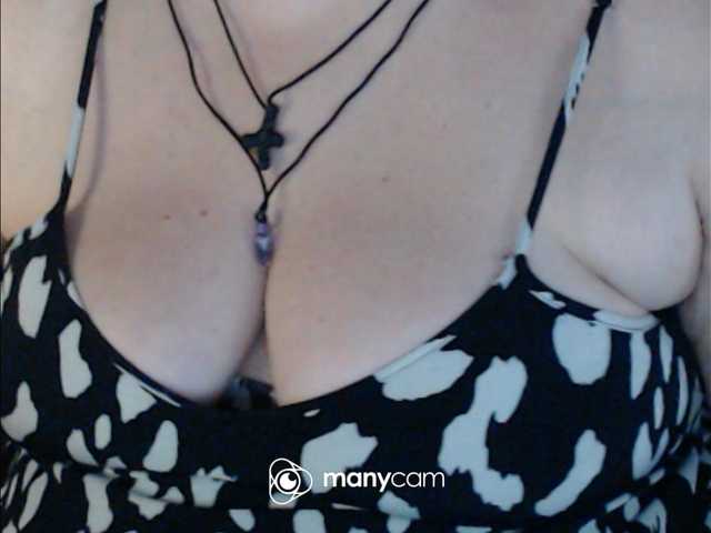 mayalove4u live webcam show