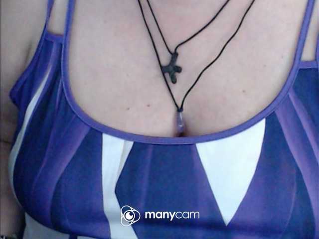 mayalove4u live cam on BongaCams