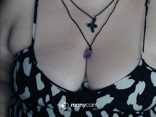 mayalove4u live webcam show