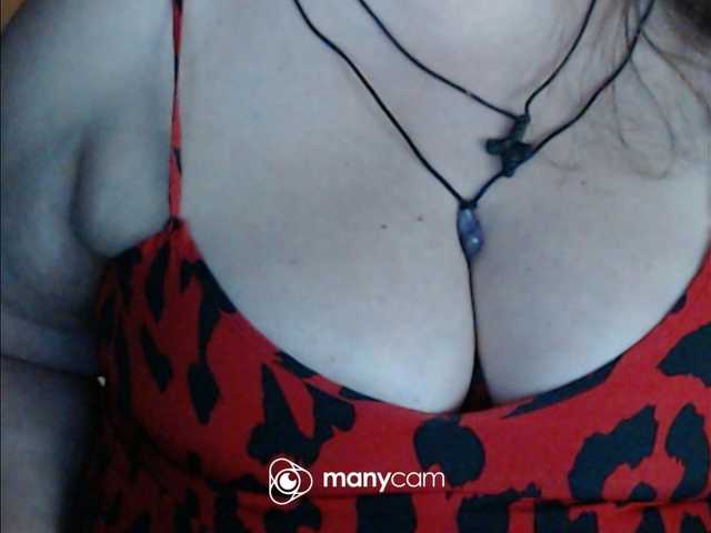 mayalove4u live cam on BongaCams