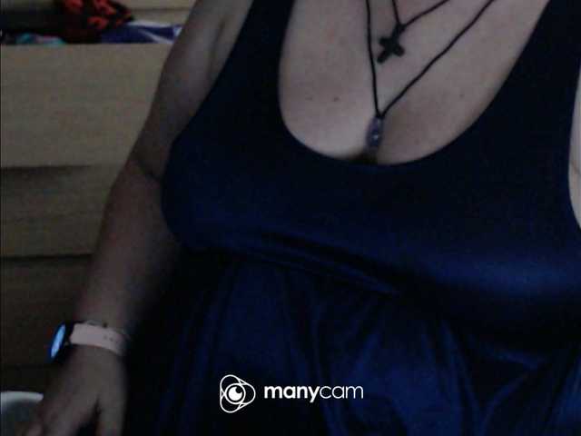 mayalove4u live cam on BongaCams