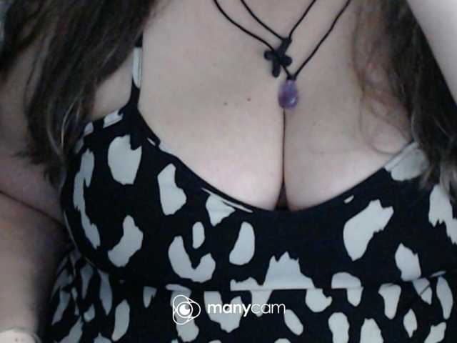 mayalove4u live cam on BongaCams