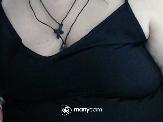 mayalove4u, live now on BongaCams