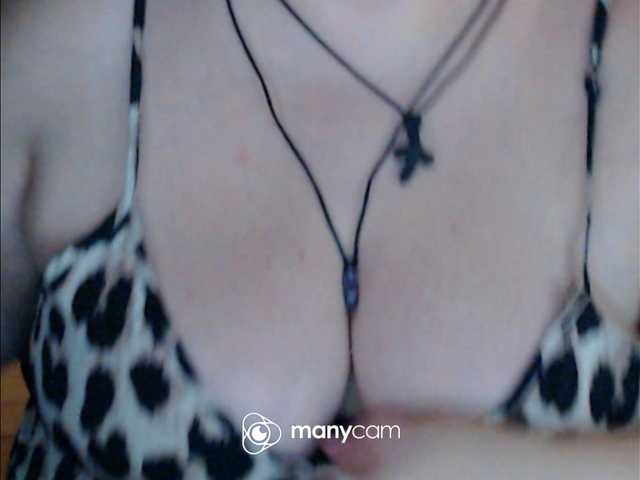 mayalove4u live cam on BongaCams